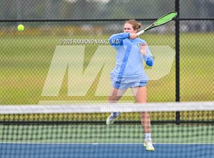 Thumbnail 2 in Indianapolis Bishop Chatard vs Muncie Burris (Delta Invitational) photogallery.