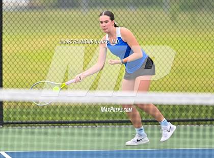Thumbnail 3 in Indianapolis Bishop Chatard vs Muncie Burris (Delta Invitational) photogallery.