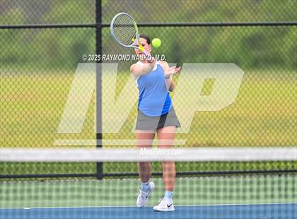 Thumbnail 1 in Indianapolis Bishop Chatard vs Muncie Burris (Delta Invitational) photogallery.