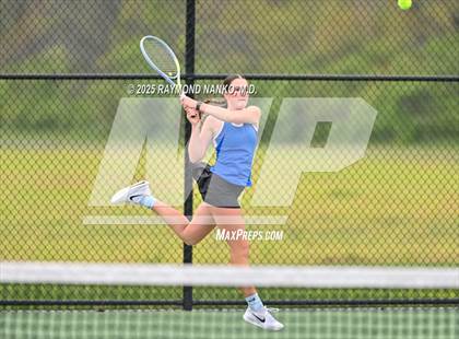Thumbnail 1 in Indianapolis Bishop Chatard vs Muncie Burris (Delta Invitational) photogallery.