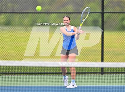 Thumbnail 3 in Indianapolis Bishop Chatard vs Muncie Burris (Delta Invitational) photogallery.