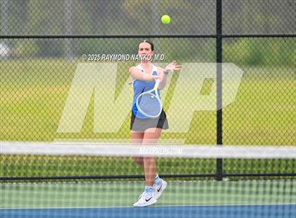 Thumbnail 2 in Indianapolis Bishop Chatard vs Muncie Burris (Delta Invitational) photogallery.