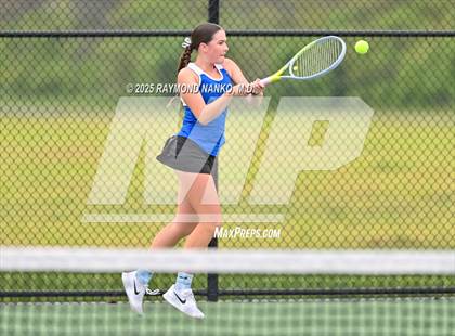 Thumbnail 2 in Indianapolis Bishop Chatard vs Muncie Burris (Delta Invitational) photogallery.