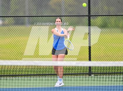 Thumbnail 3 in Indianapolis Bishop Chatard vs Muncie Burris (Delta Invitational) photogallery.