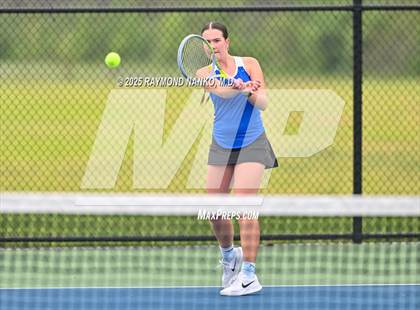 Thumbnail 3 in Indianapolis Bishop Chatard vs Muncie Burris (Delta Invitational) photogallery.