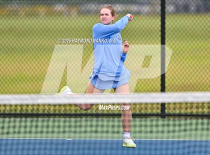 Thumbnail 1 in Indianapolis Bishop Chatard vs Muncie Burris (Delta Invitational) photogallery.