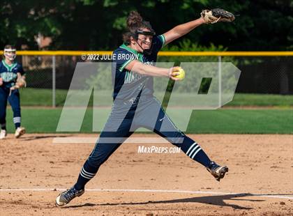 Thumbnail 1 in Cathedral vs. Indianapolis Bishop Chatard (IHSAA 3A Sectional Final) photogallery.