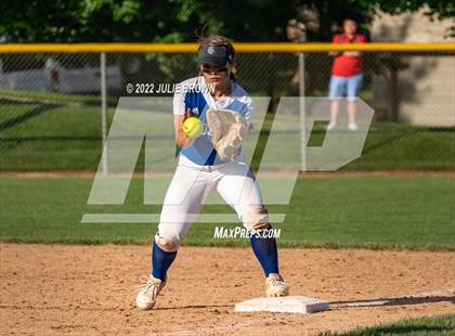 Thumbnail 2 in Cathedral vs. Indianapolis Bishop Chatard (IHSAA 3A Sectional Final) photogallery.