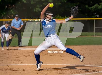 Thumbnail 2 in Cathedral vs. Indianapolis Bishop Chatard (IHSAA 3A Sectional Final) photogallery.