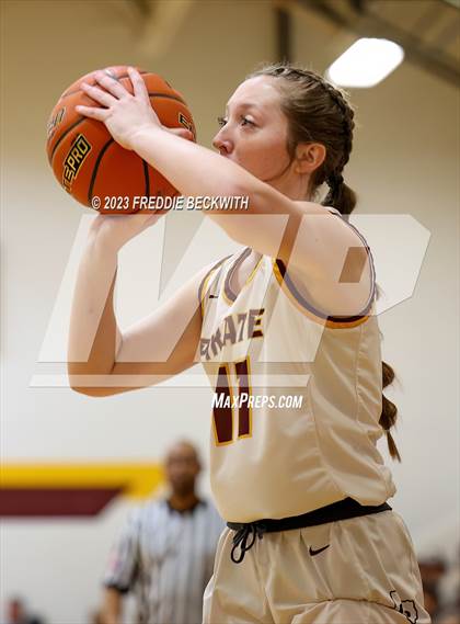 Thumbnail 3 in Tioga @ Collinsville photogallery.