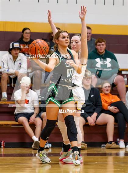 Thumbnail 3 in Tioga @ Collinsville photogallery.