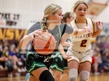 Thumbnail 3 in Tioga @ Collinsville photogallery.
