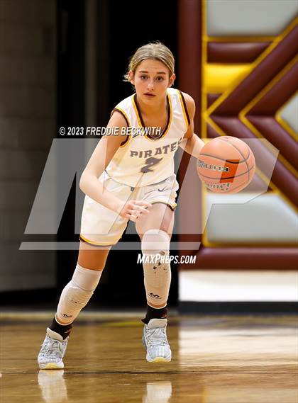Thumbnail 2 in Tioga @ Collinsville photogallery.
