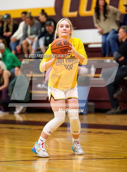 Thumbnail 3 in Tioga @ Collinsville photogallery.