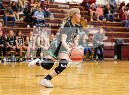 Thumbnail 2 in Tioga @ Collinsville photogallery.