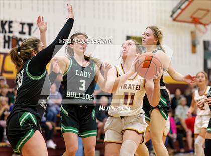 Thumbnail 3 in Tioga @ Collinsville photogallery.