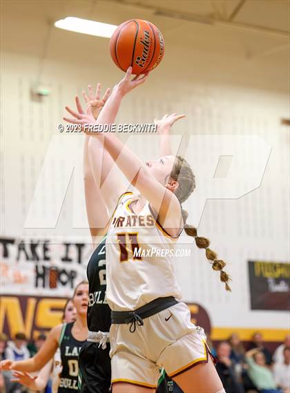 Thumbnail 2 in Tioga @ Collinsville photogallery.