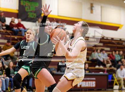 Thumbnail 2 in Tioga @ Collinsville photogallery.