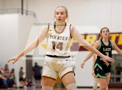 Thumbnail 3 in Tioga @ Collinsville photogallery.