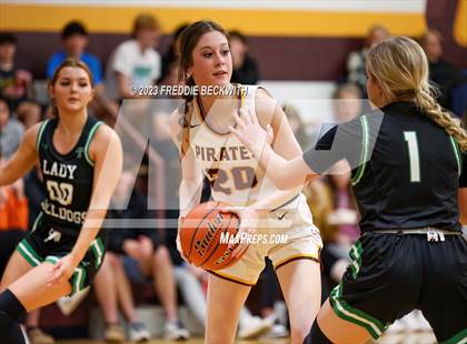 Thumbnail 3 in Tioga @ Collinsville photogallery.