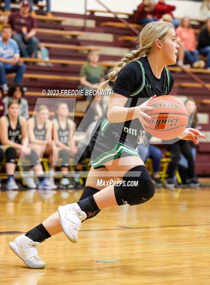 Thumbnail 2 in Tioga @ Collinsville photogallery.