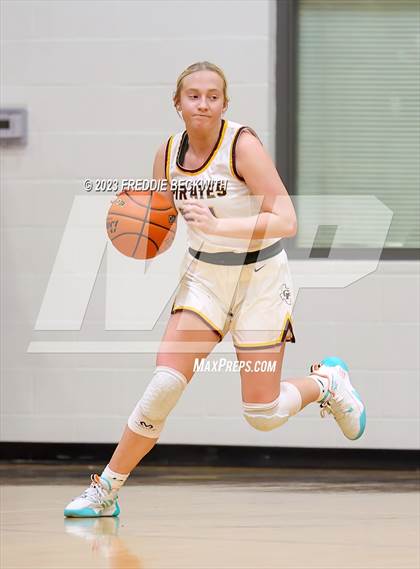 Thumbnail 1 in Tioga @ Collinsville photogallery.