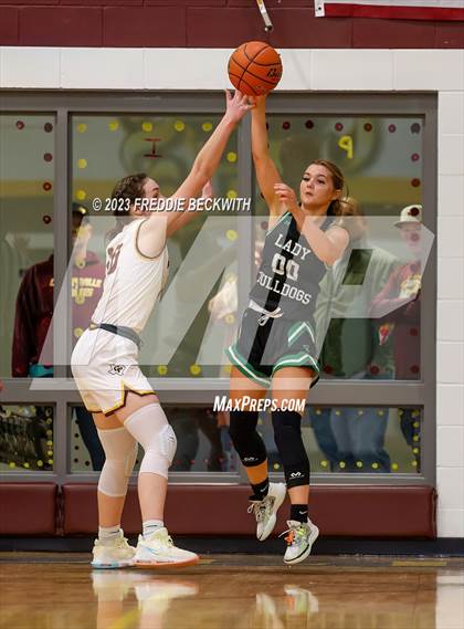 Thumbnail 1 in Tioga @ Collinsville photogallery.