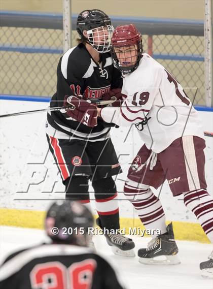 Thumbnail 1 in Hanover vs. Bedford (Bauer Holiday Tournament) photogallery.