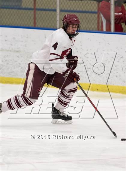 Thumbnail 1 in Hanover vs. Bedford (Bauer Holiday Tournament) photogallery.
