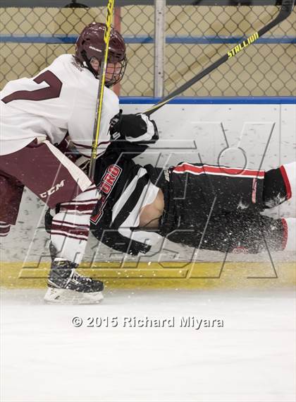 Thumbnail 3 in Hanover vs. Bedford (Bauer Holiday Tournament) photogallery.