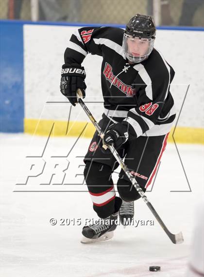 Thumbnail 1 in Hanover vs. Bedford (Bauer Holiday Tournament) photogallery.