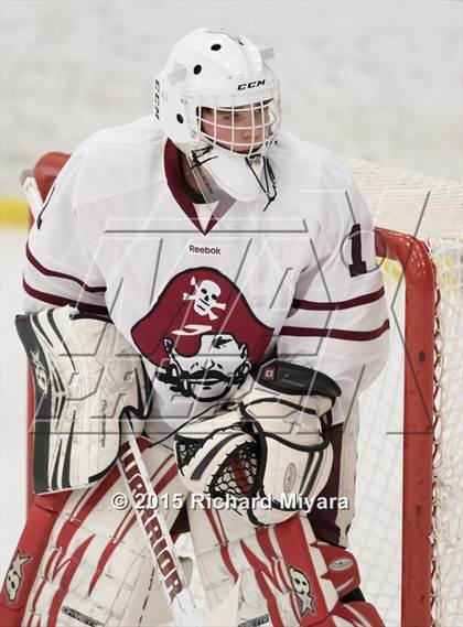 Thumbnail 1 in Hanover vs. Bedford (Bauer Holiday Tournament) photogallery.