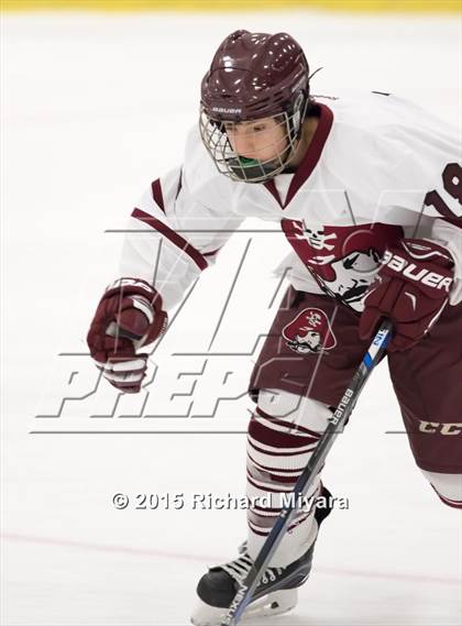 Thumbnail 1 in Hanover vs. Bedford (Bauer Holiday Tournament) photogallery.