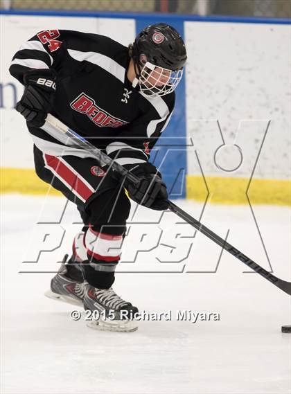 Thumbnail 1 in Hanover vs. Bedford (Bauer Holiday Tournament) photogallery.