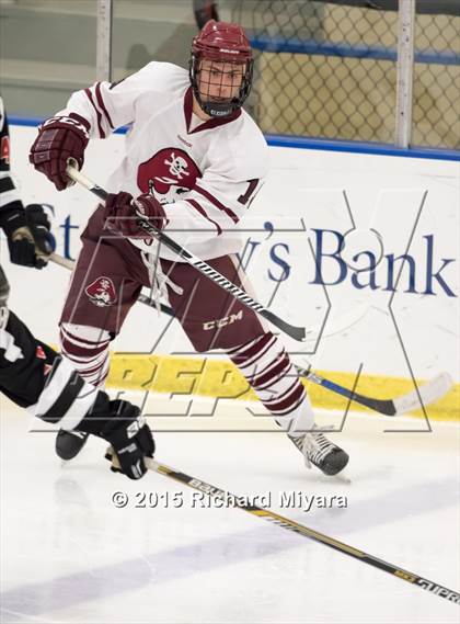 Thumbnail 3 in Hanover vs. Bedford (Bauer Holiday Tournament) photogallery.