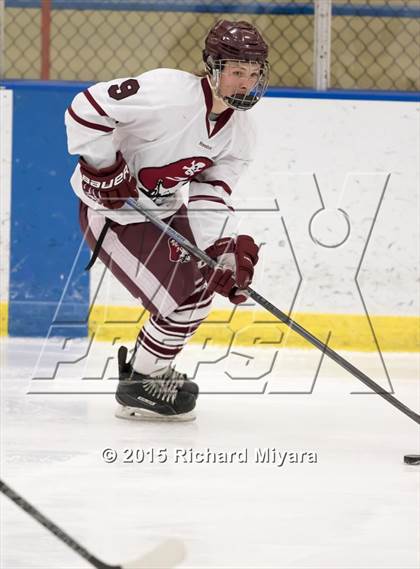 Thumbnail 1 in Hanover vs. Bedford (Bauer Holiday Tournament) photogallery.