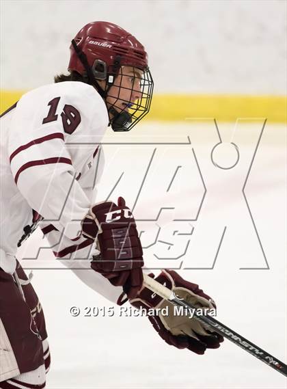 Thumbnail 1 in Hanover vs. Bedford (Bauer Holiday Tournament) photogallery.