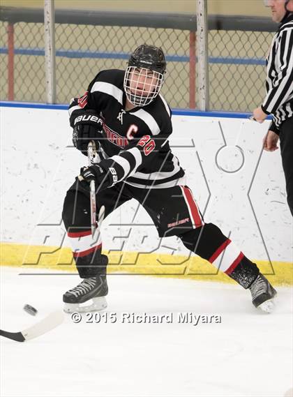 Thumbnail 1 in Hanover vs. Bedford (Bauer Holiday Tournament) photogallery.
