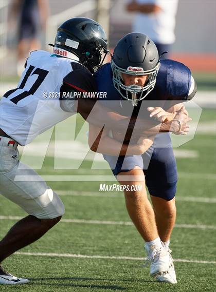 Thumbnail 2 in Churchill @ Boerne-Champion (Scrimmage) photogallery.
