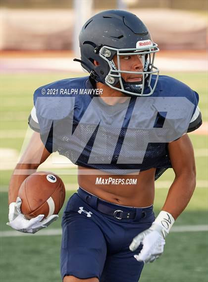 Thumbnail 1 in Churchill @ Boerne-Champion (Scrimmage) photogallery.