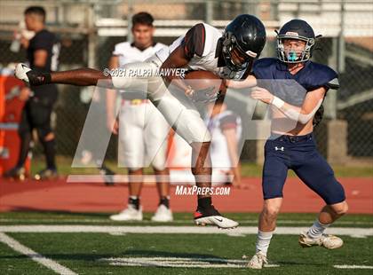 Thumbnail 3 in Churchill @ Boerne-Champion (Scrimmage) photogallery.