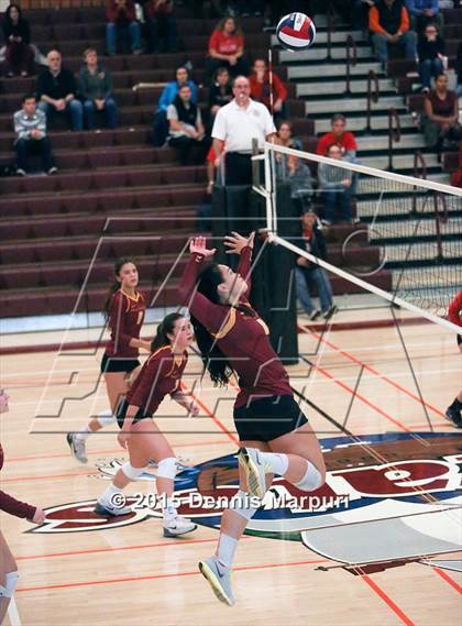 Thumbnail 1 in Menlo-Atherton vs. San Benito (CIF CCS D1 Semifinal) photogallery.