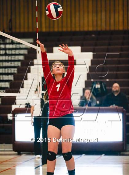 Thumbnail 1 in Menlo-Atherton vs. San Benito (CIF CCS D1 Semifinal) photogallery.