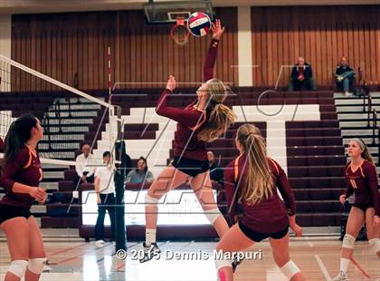 Thumbnail 3 in Menlo-Atherton vs. San Benito (CIF CCS D1 Semifinal) photogallery.