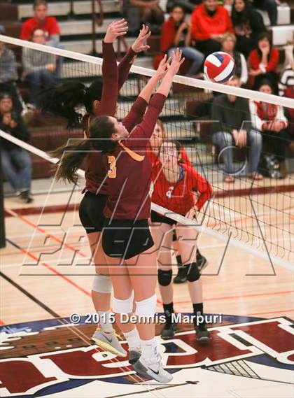 Thumbnail 2 in Menlo-Atherton vs. San Benito (CIF CCS D1 Semifinal) photogallery.