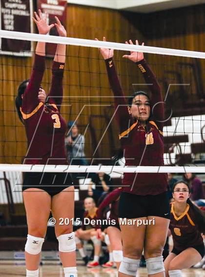 Thumbnail 1 in Menlo-Atherton vs. San Benito (CIF CCS D1 Semifinal) photogallery.