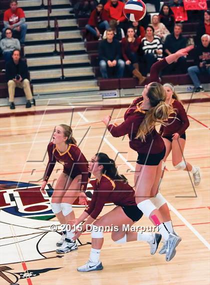 Thumbnail 2 in Menlo-Atherton vs. San Benito (CIF CCS D1 Semifinal) photogallery.