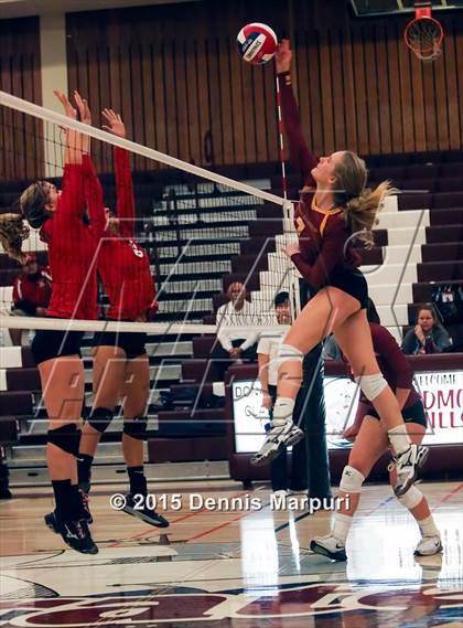 Thumbnail 3 in Menlo-Atherton vs. San Benito (CIF CCS D1 Semifinal) photogallery.
