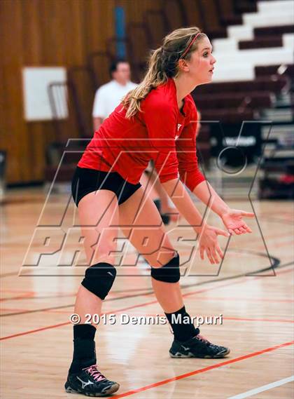 Thumbnail 1 in Menlo-Atherton vs. San Benito (CIF CCS D1 Semifinal) photogallery.