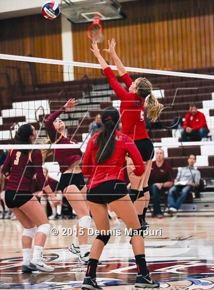 Thumbnail 2 in Menlo-Atherton vs. San Benito (CIF CCS D1 Semifinal) photogallery.